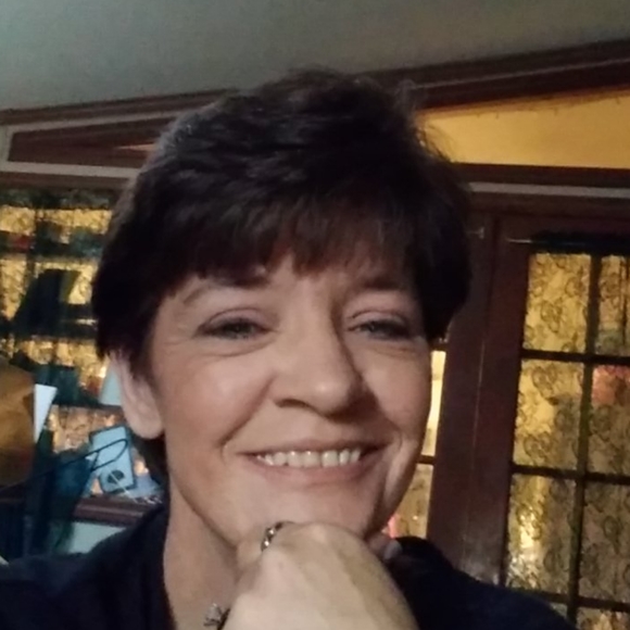 Meet your Posher, Sherryl - Picture 3 of 3